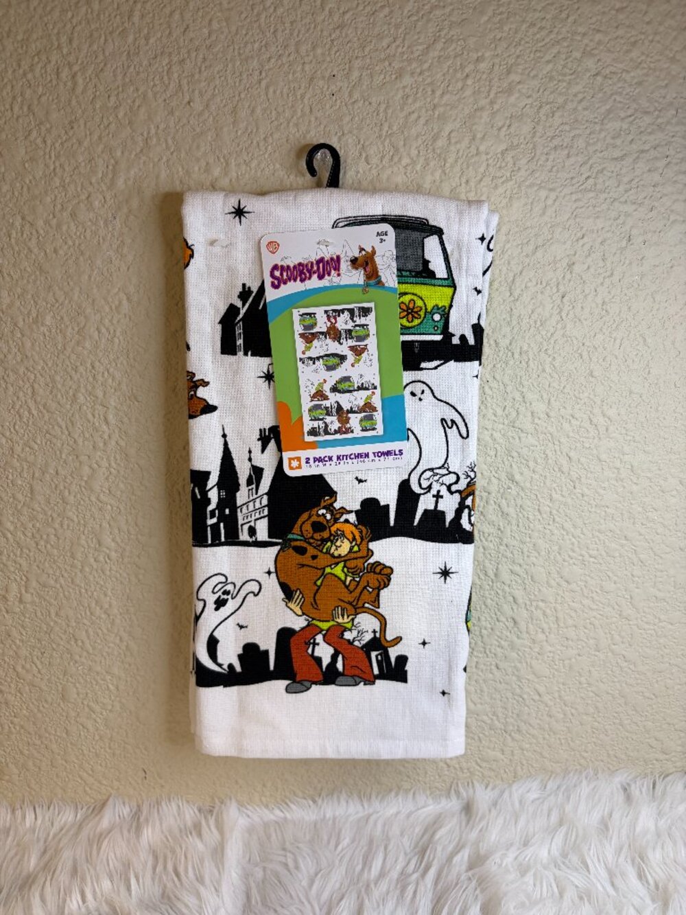 Scooby Doo Halloween Kitchen Towels 2 Pack Shaggy Ghosts Mystery Machine NWT